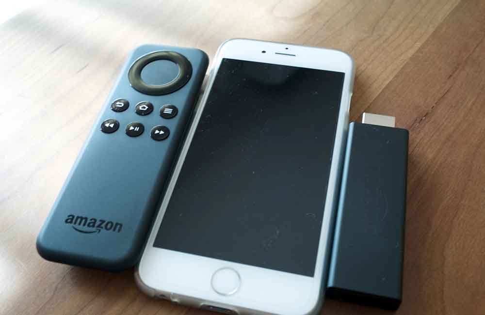 firetvstick-iphone.jpg Fire TV Stick iPhone6s 大きさ