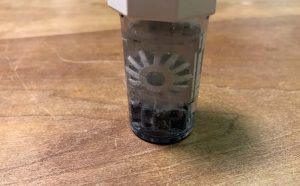 コンタクトレンズのこすり洗いが面倒なあなたへおすすめの洗浄液